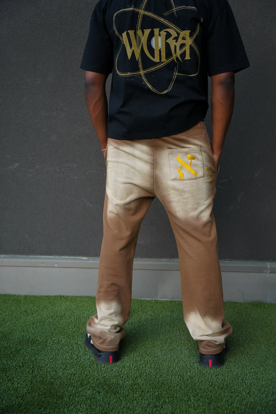 Sandstorm Sweats
